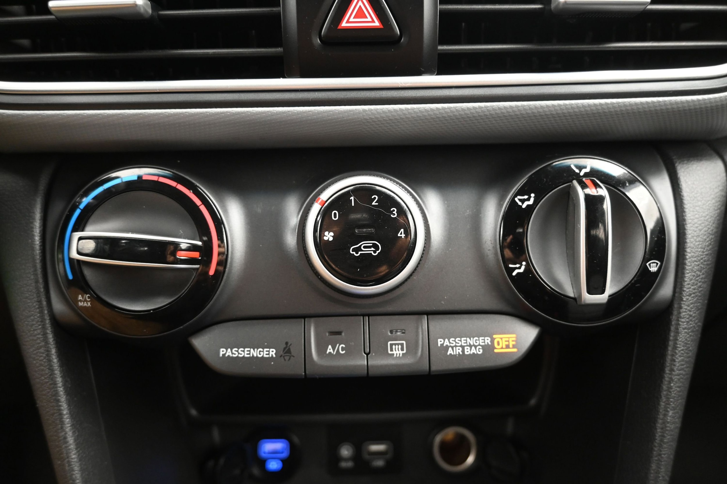 2021 Hyundai Kona SE - Photo 17