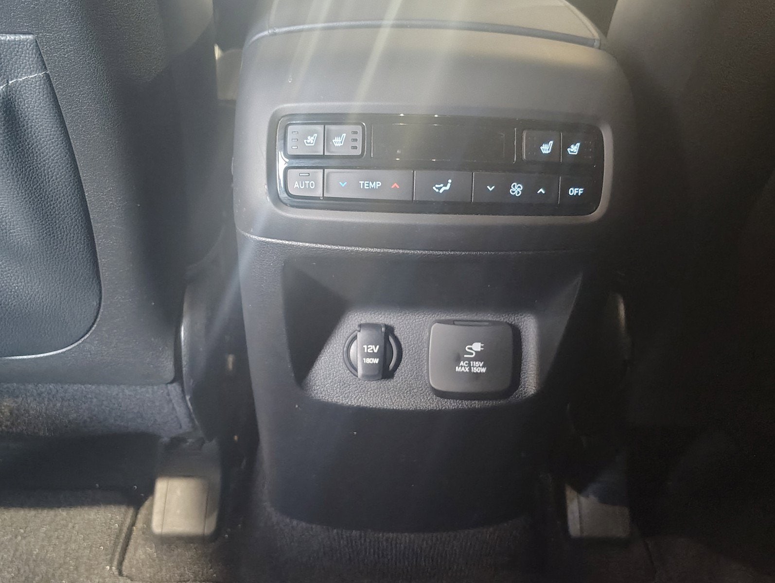 2021 Hyundai Palisade Limited - Photo 25