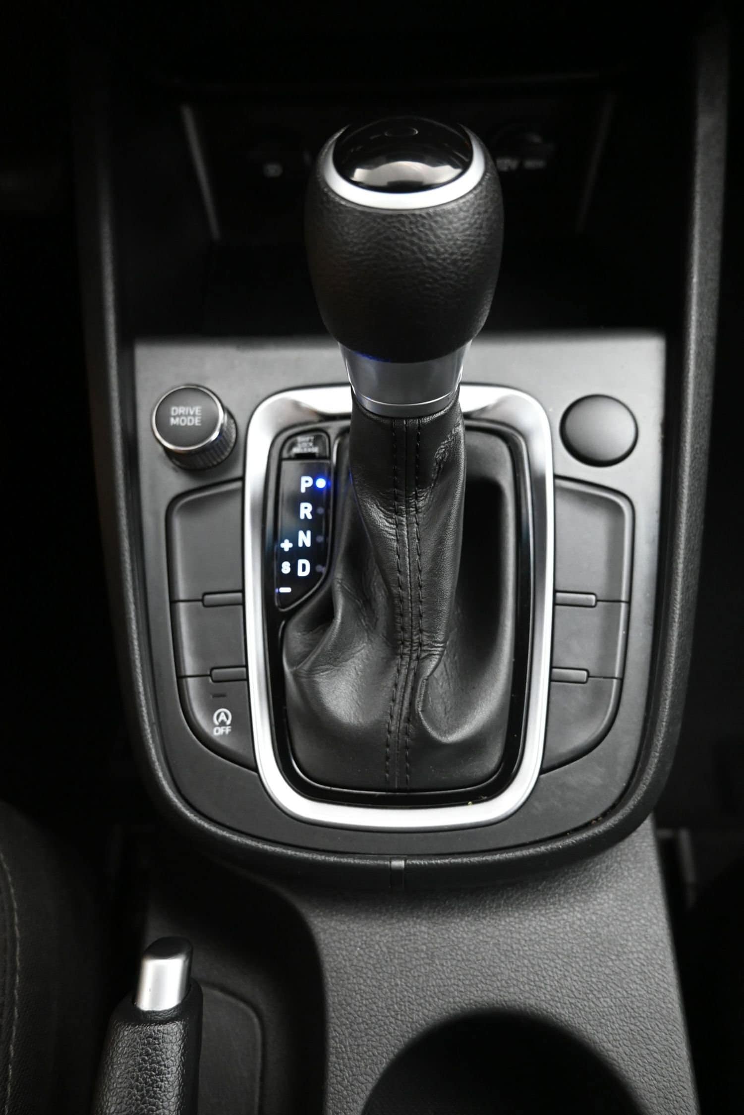 2022 Hyundai Kona SEL - Photo 19