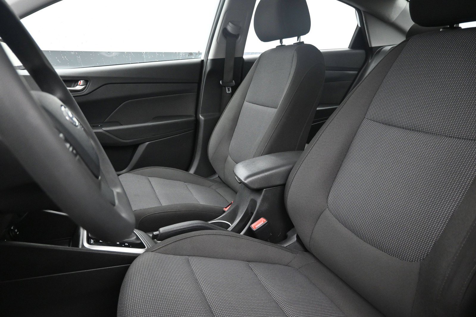 2022 Hyundai Accent SEL - Photo 11