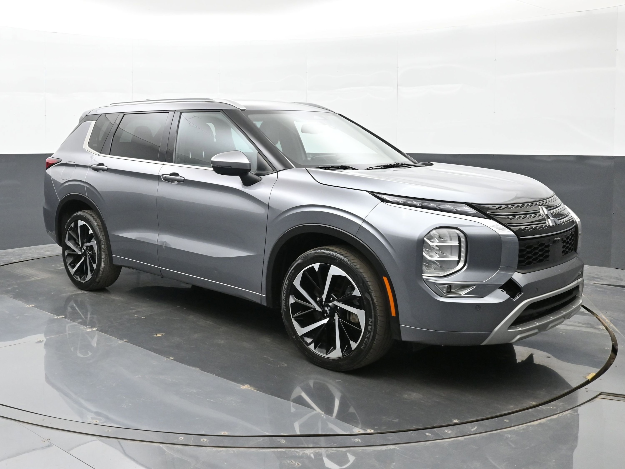 2022 Mitsubishi Outlander SEL Special Edition - Photo 6