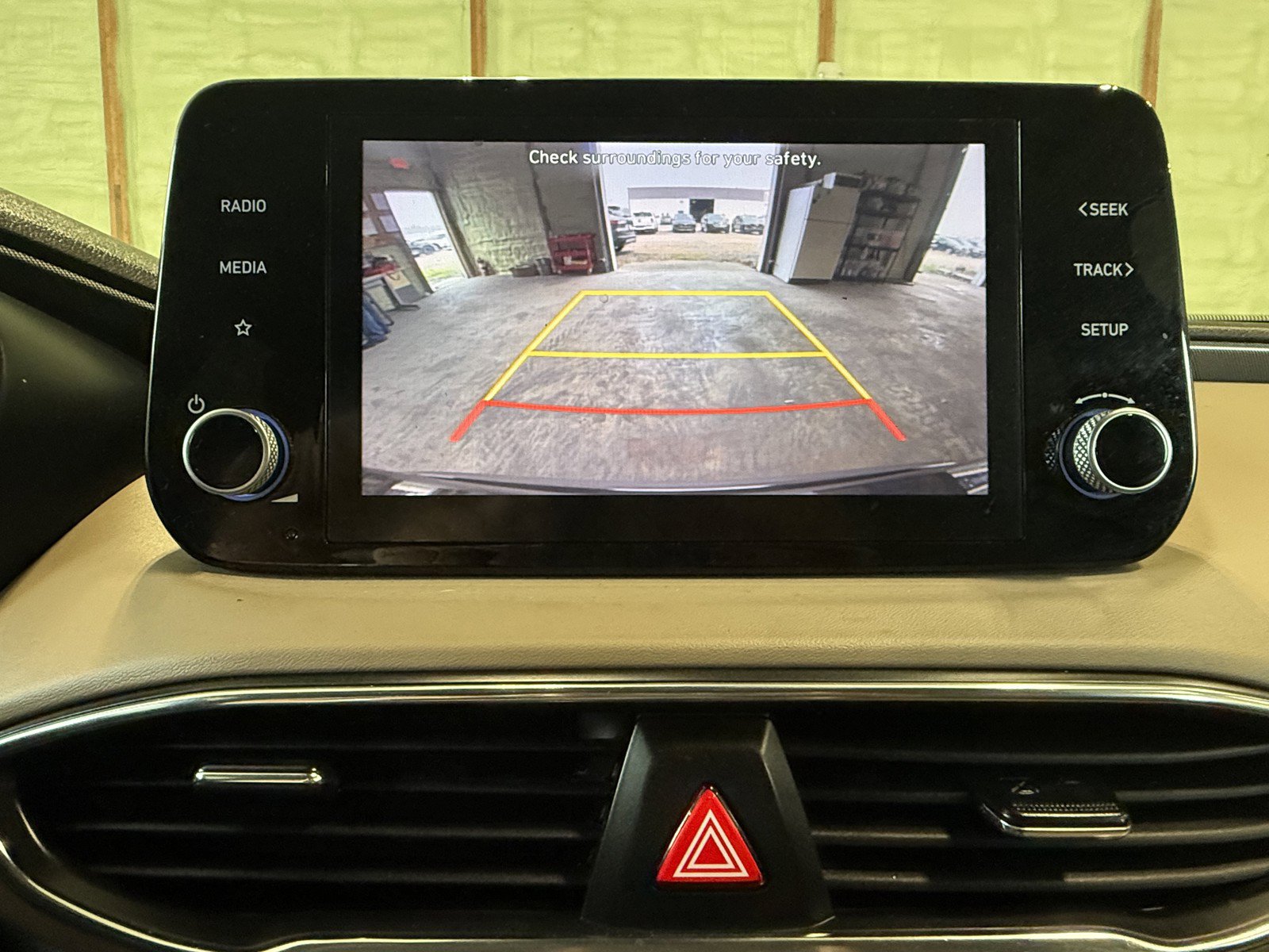 2023 Hyundai Santa Fe SE - Photo 19