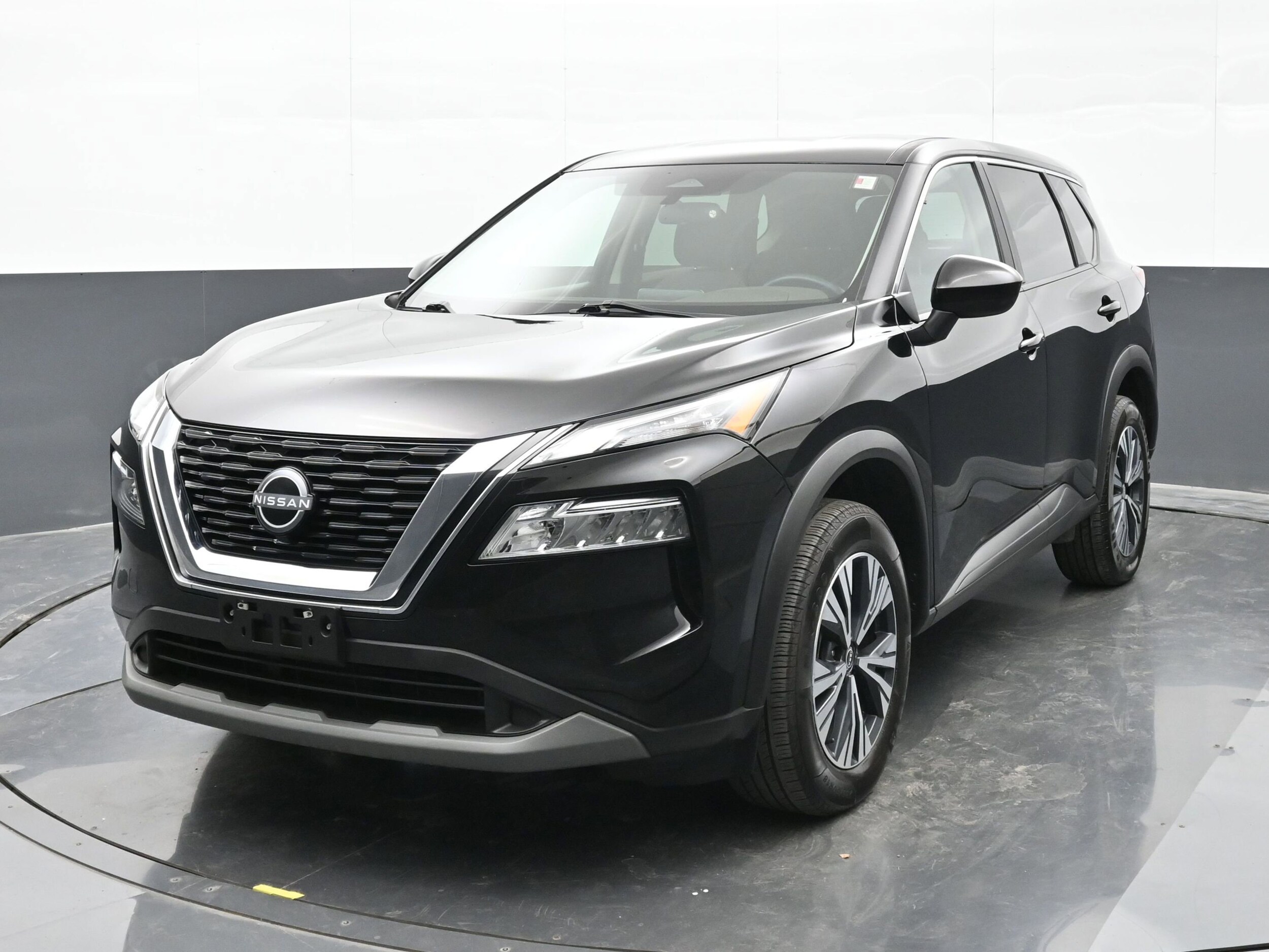 2023 Nissan Rogue SV photo 4