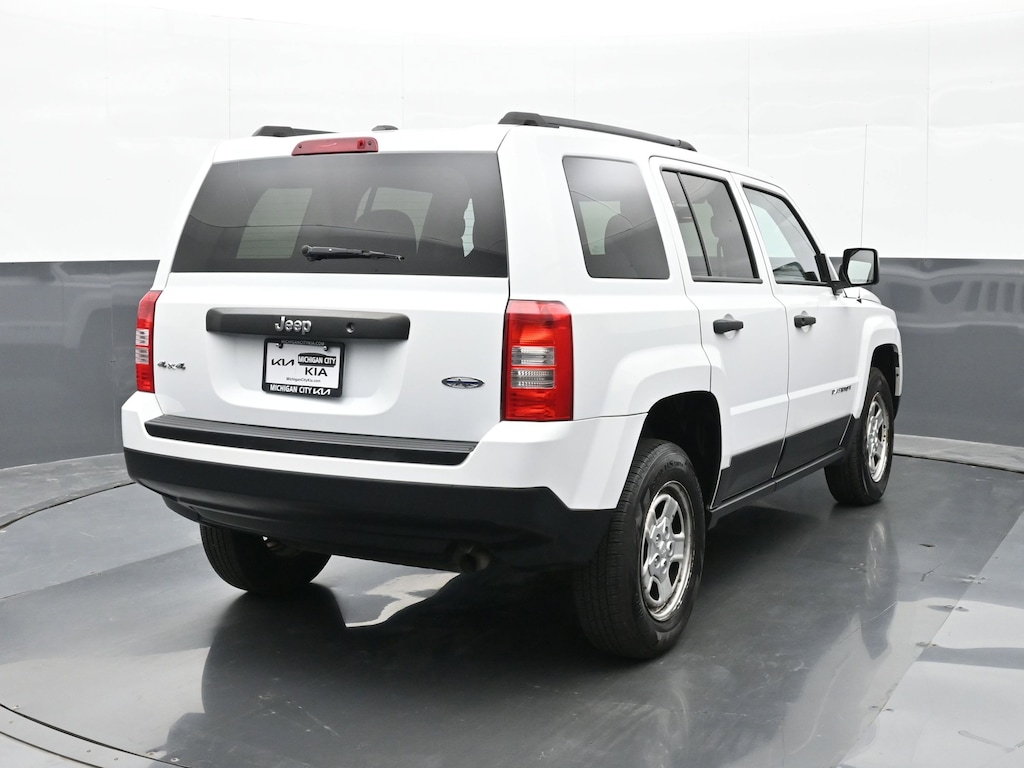 Used 2016 Jeep Patriot Sport 4x4 SUV