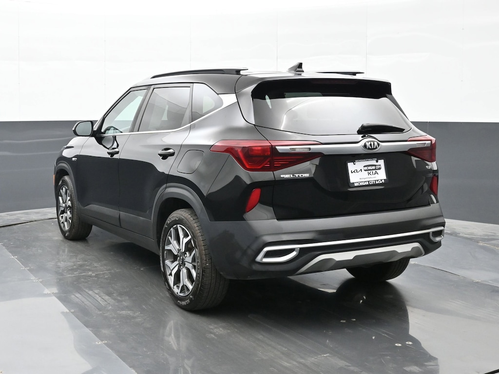 Used 2021 Kia Seltos EX SUV