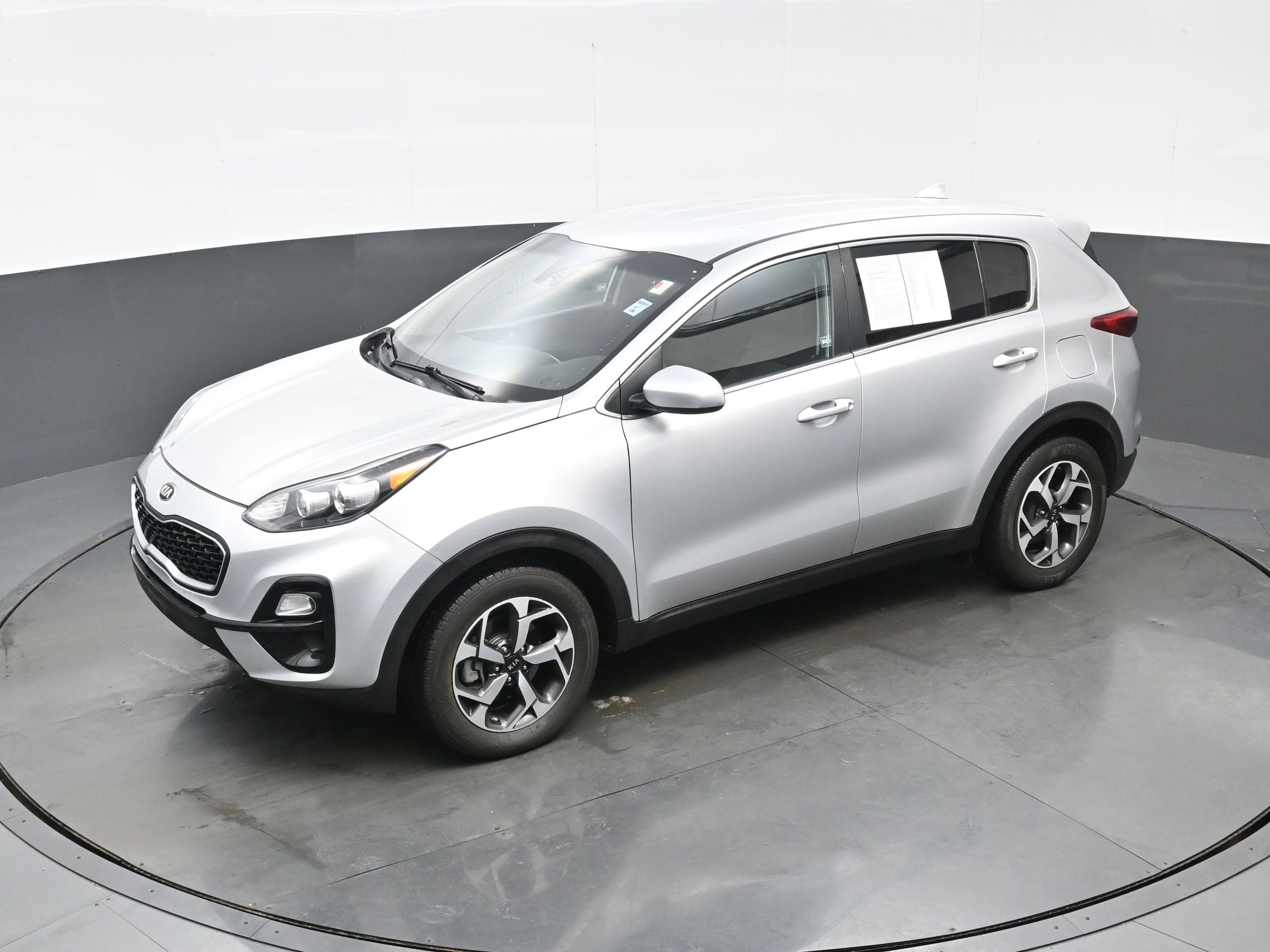 2022 Kia Sportage LX - Photo 29