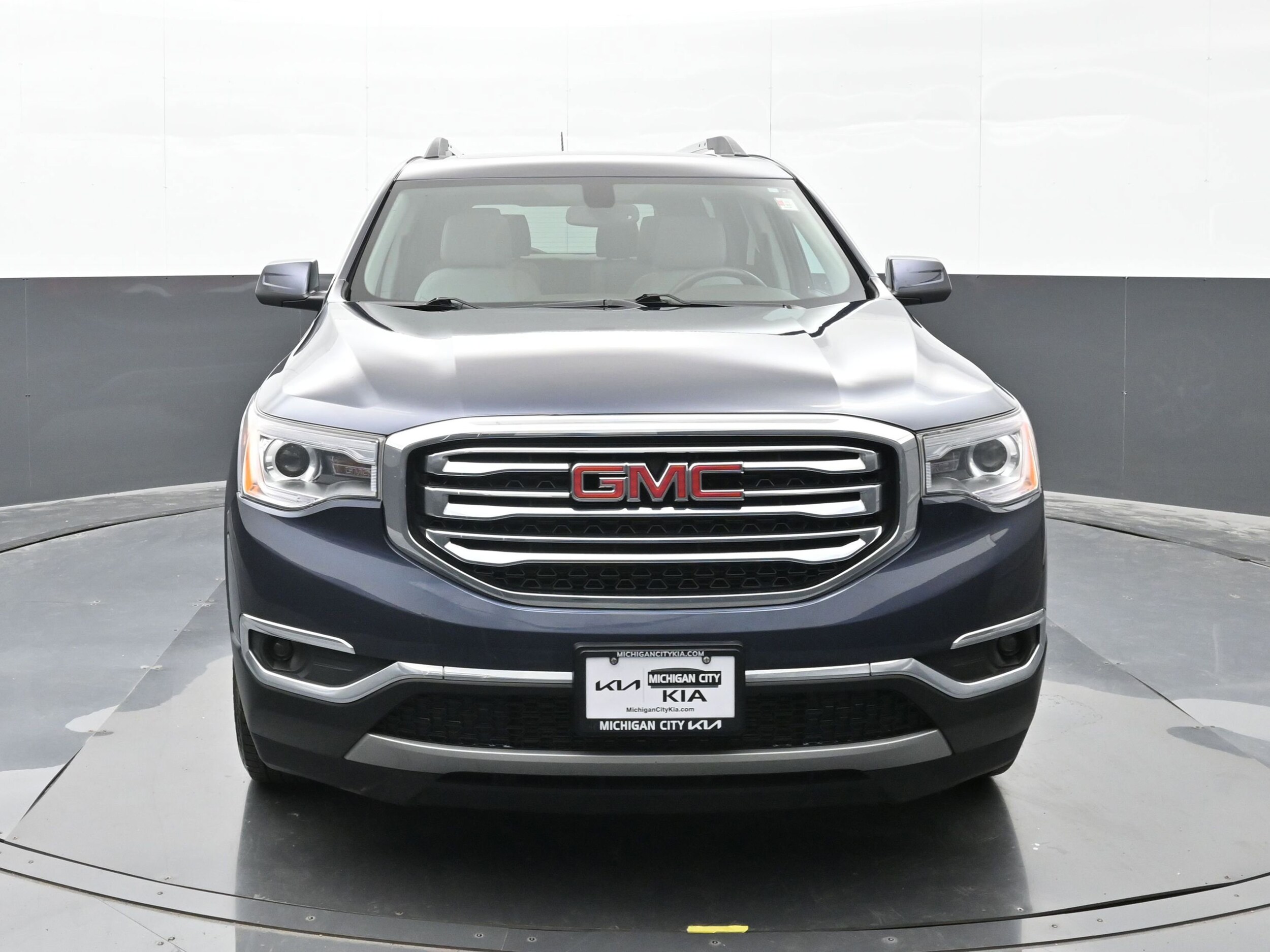 2018 Gmc Acadia SLT photo 2