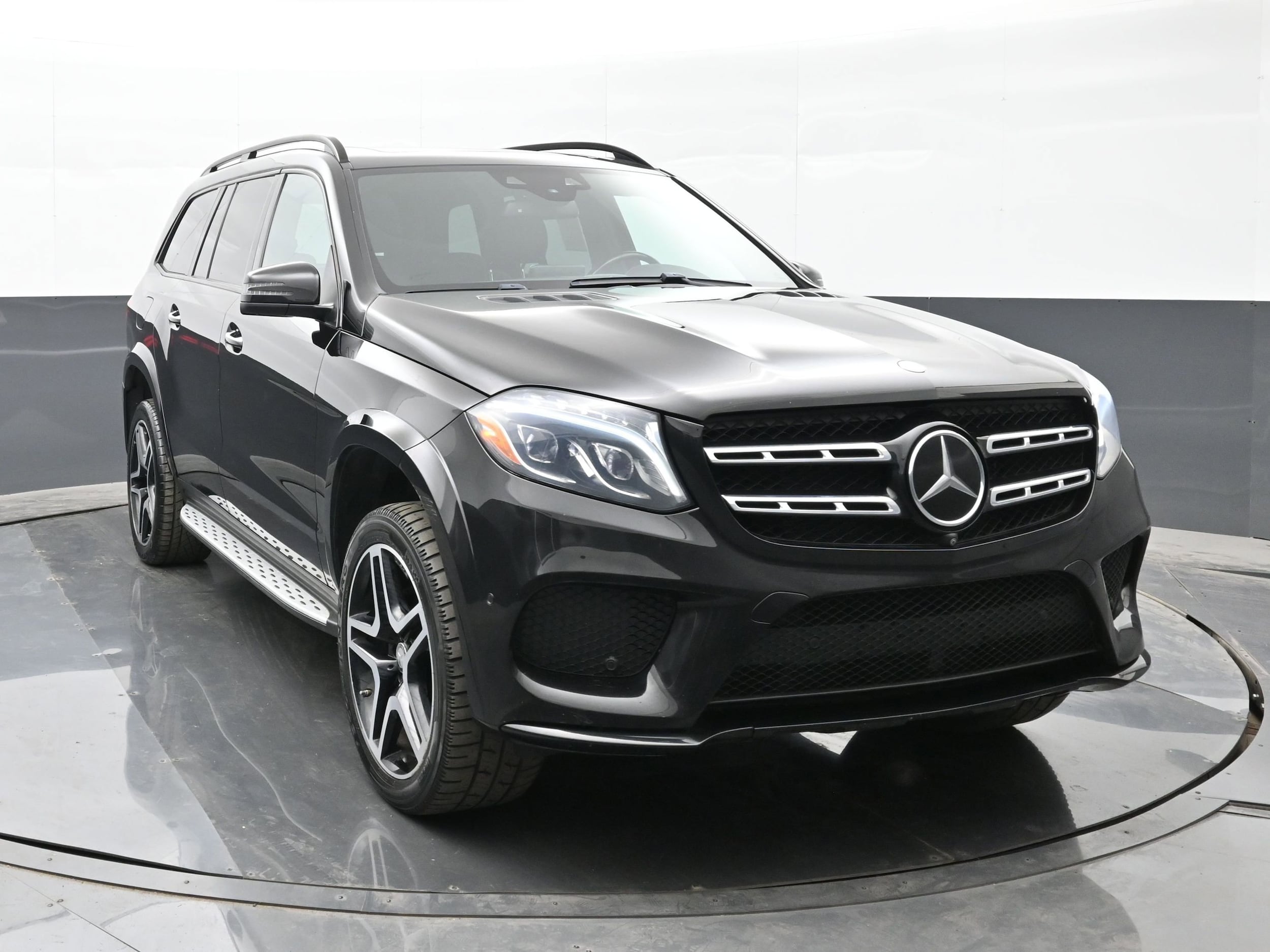 Used 2017 Mercedes-Benz GLS-Class GLS550 with VIN 4JGDF7DE9HA775185 for sale in Michigan City, IN