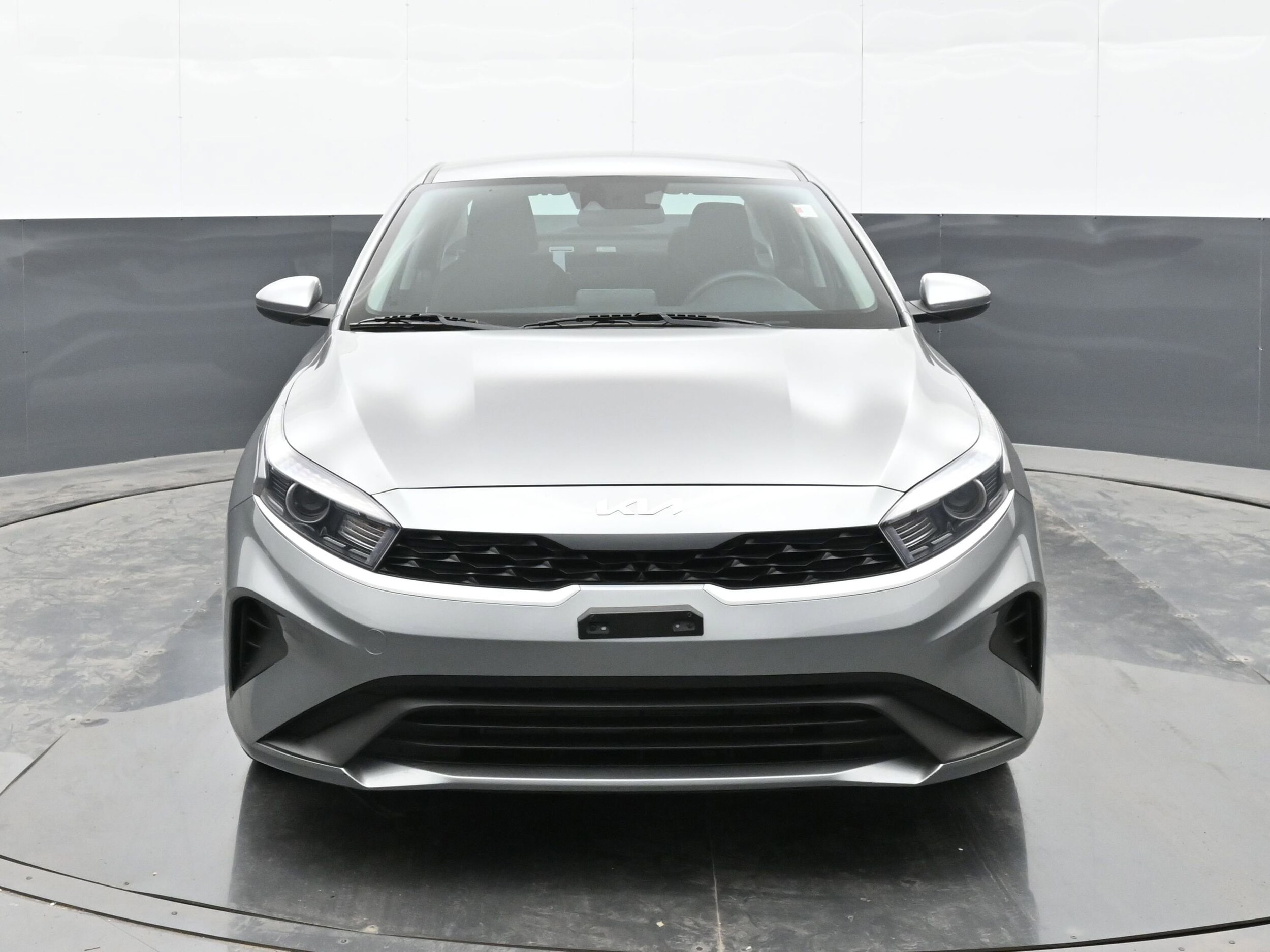 2022 Kia Forte LXS photo 3