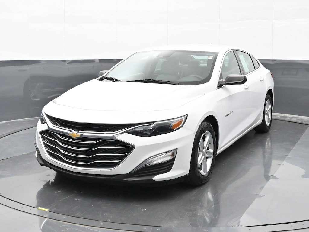 Used 2023 Chevrolet Malibu LS w/1LS Sedan