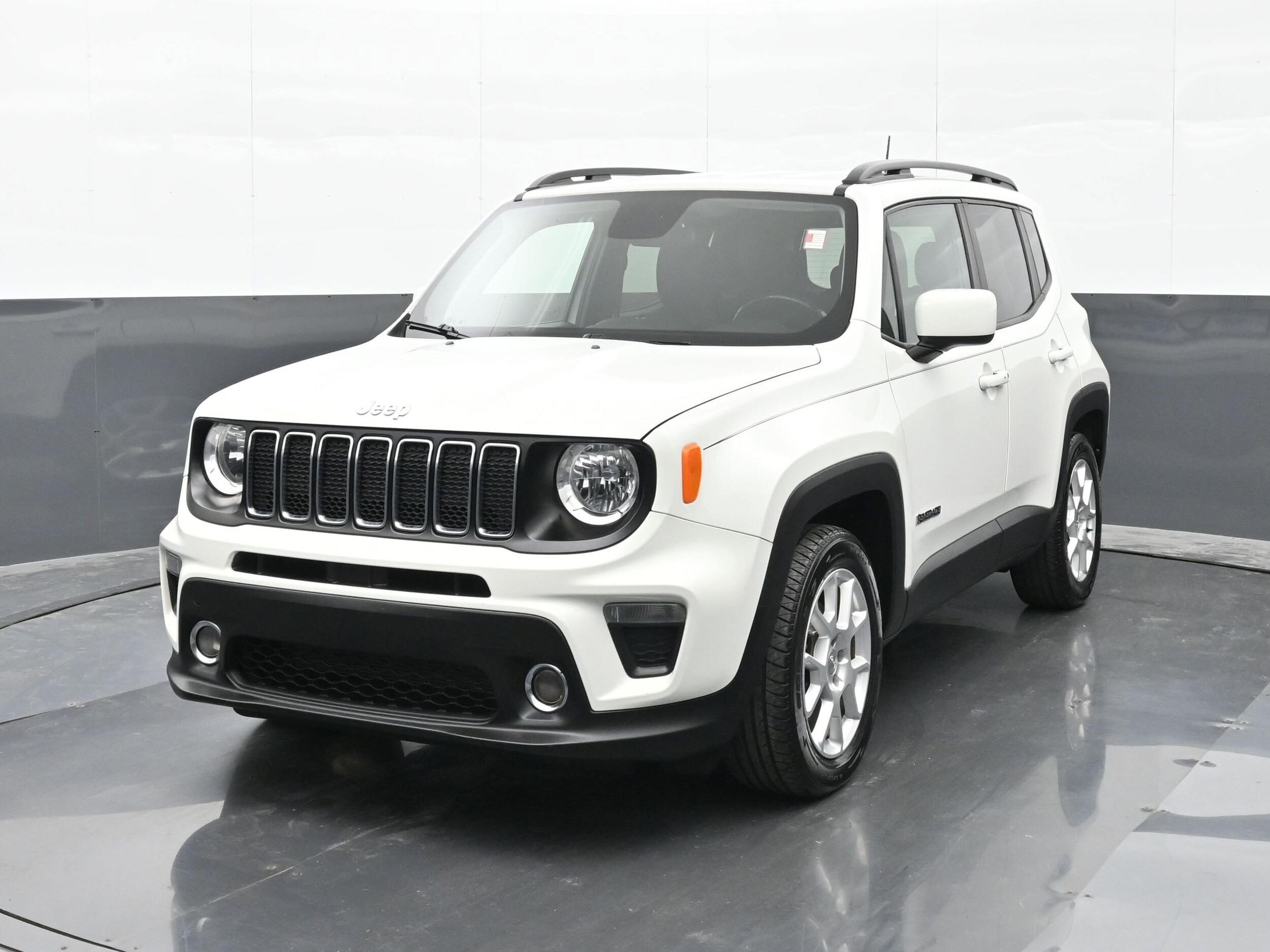 2019 Jeep Renegade Latitude photo 4