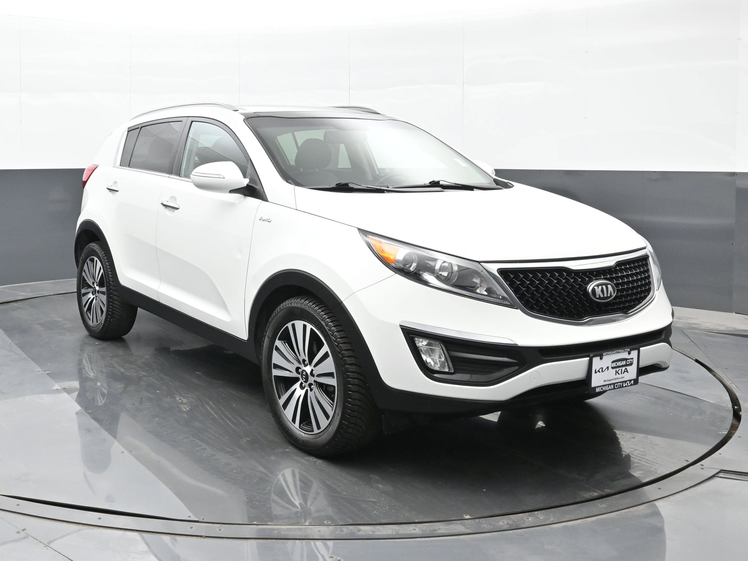 Used 2016 Kia Sportage EX with VIN KNDPCCAC0G7836795 for sale in Michigan City, IN