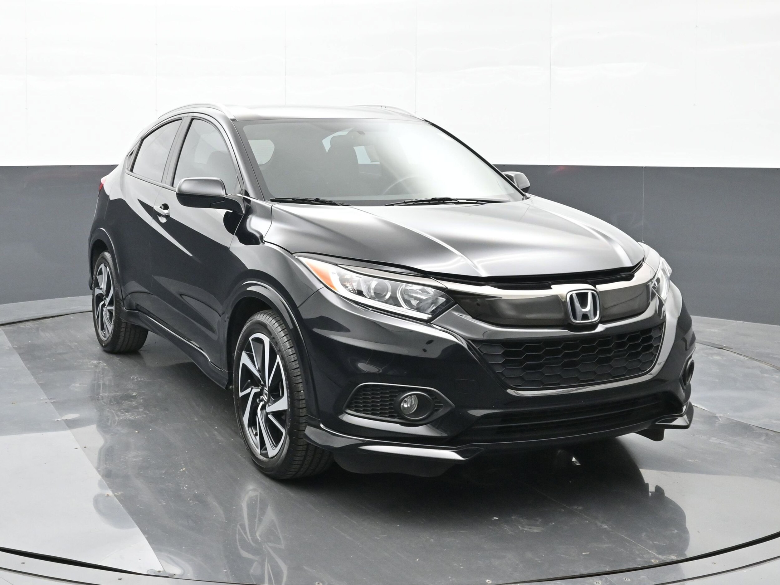 2020 Honda HR-V Sport 2WD photo 2