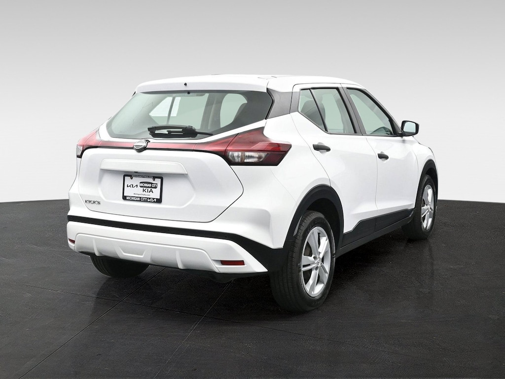 Used 2022 Nissan Kicks S SUV