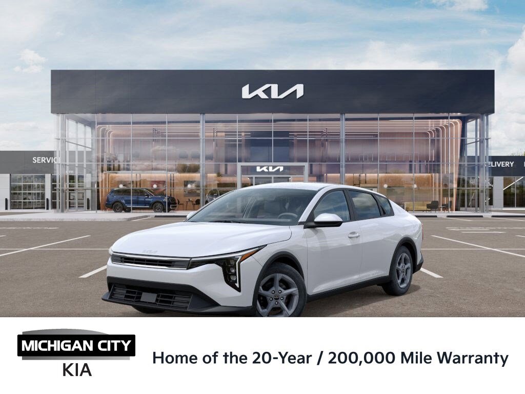 New 2025 Kia K4 LXS Sedan