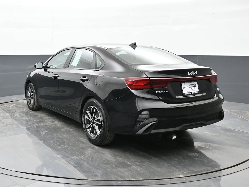 Certified 2022 Kia Forte LXS Sedan