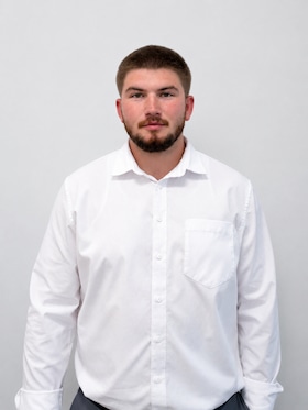 Staff member Hunter Willson from ID_dcd3a87909b9