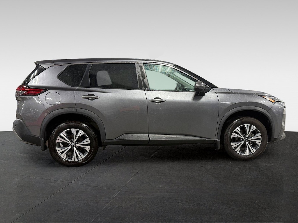 Used 2022 Nissan Rogue SV SUV