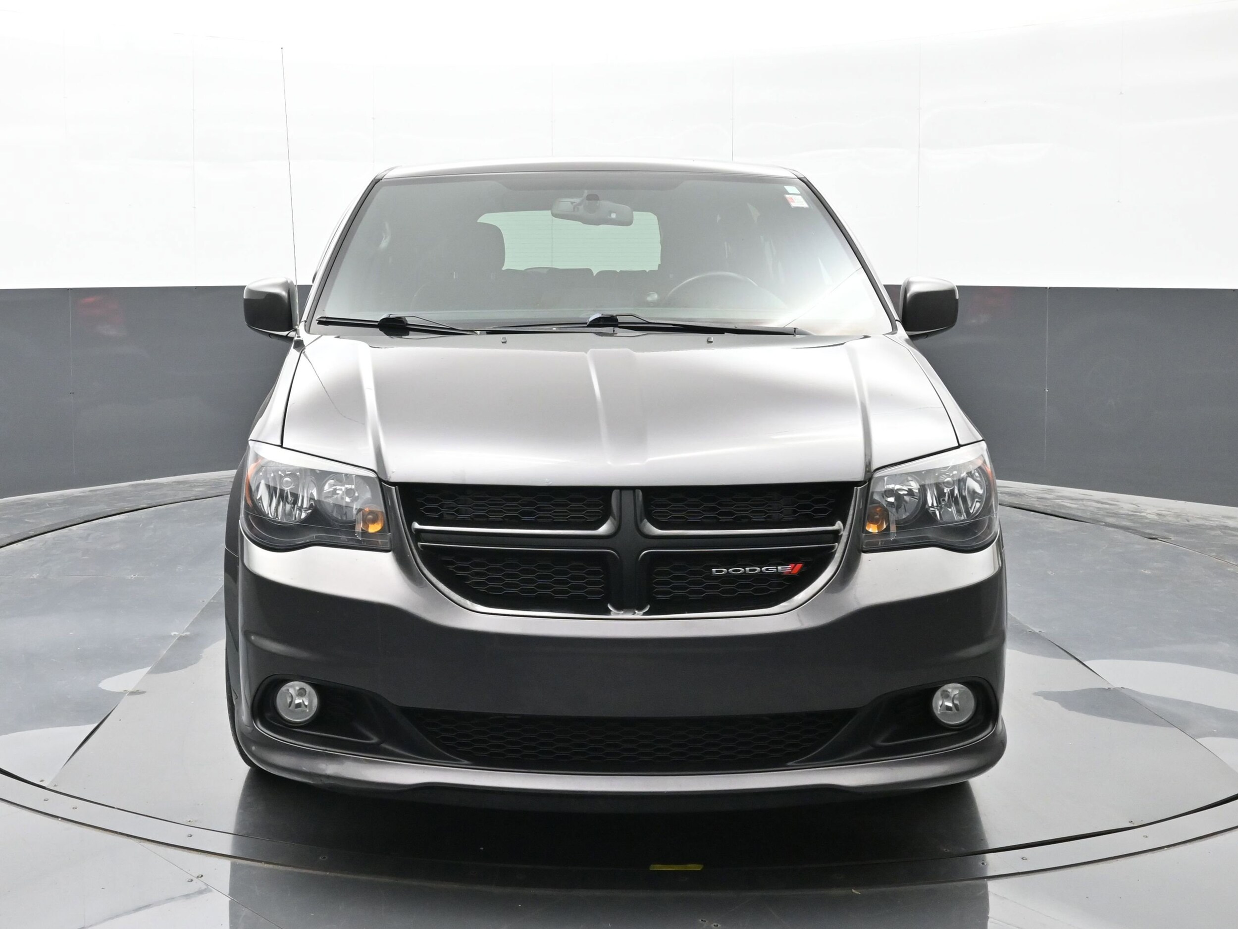 2017 Dodge Grand Caravan SXT photo 3