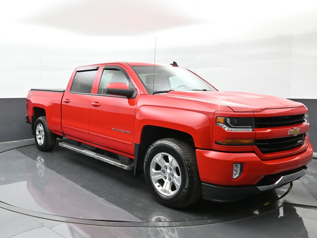 Used 2017 Chevrolet Silverado 1500 LT Truck Crew Cab