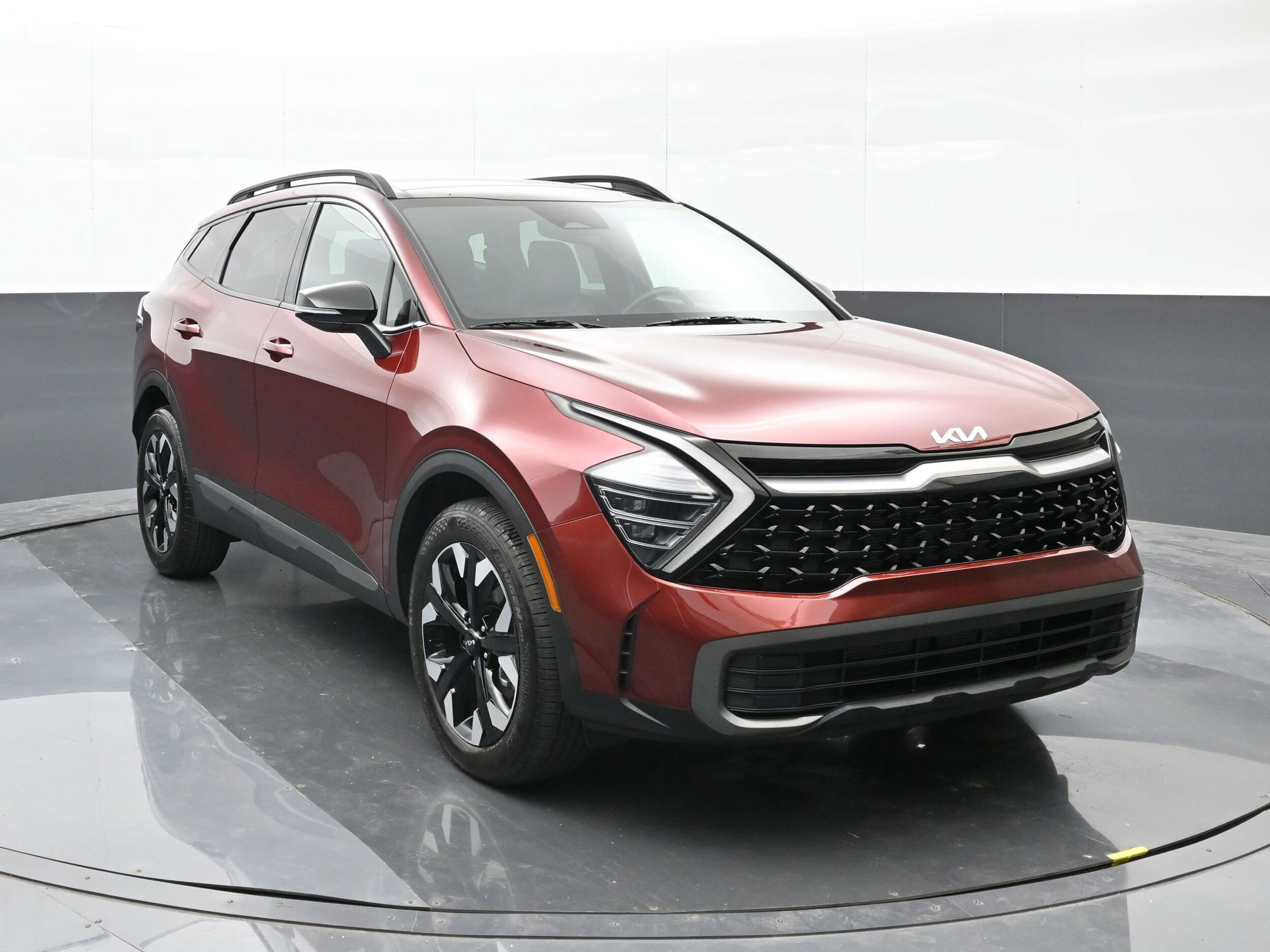 2024 Kia Sportage X-Line photo 2