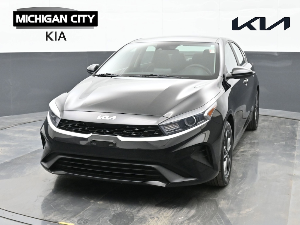 Certified 2022 Kia Forte LXS Sedan