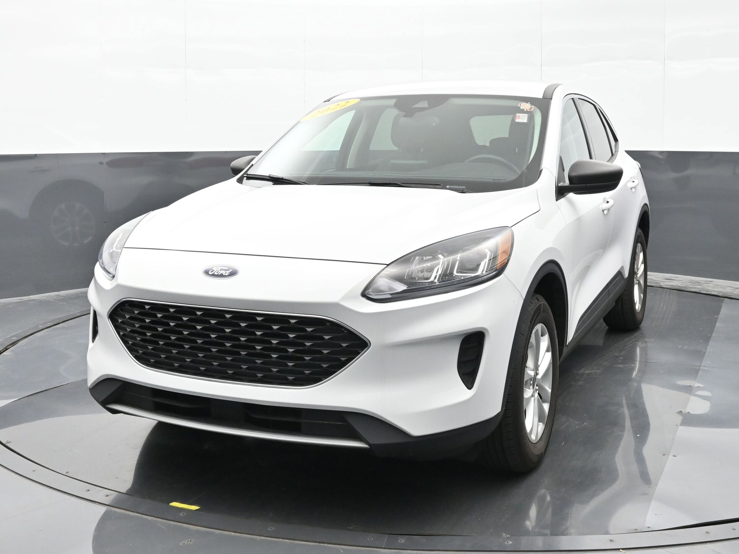 2022 Ford Escape SE photo 4