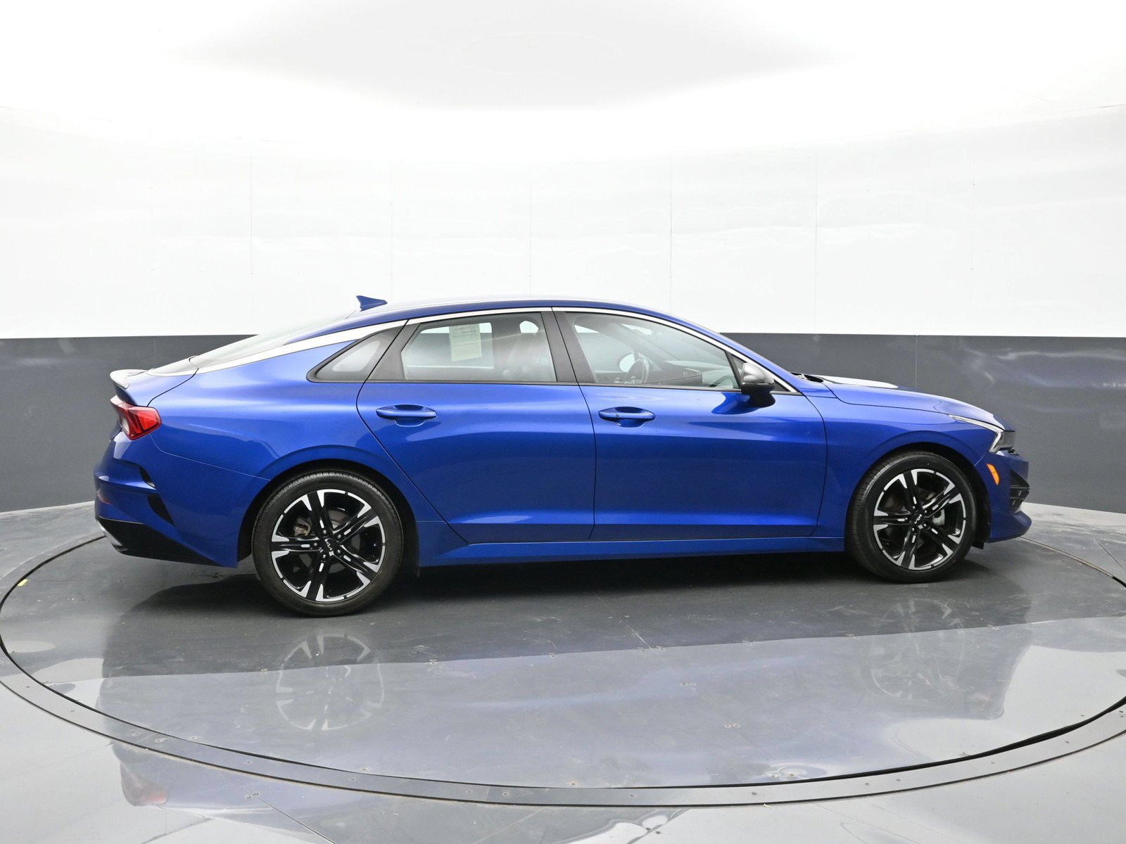 2023 Kia K5 GT-Line - Photo 9
