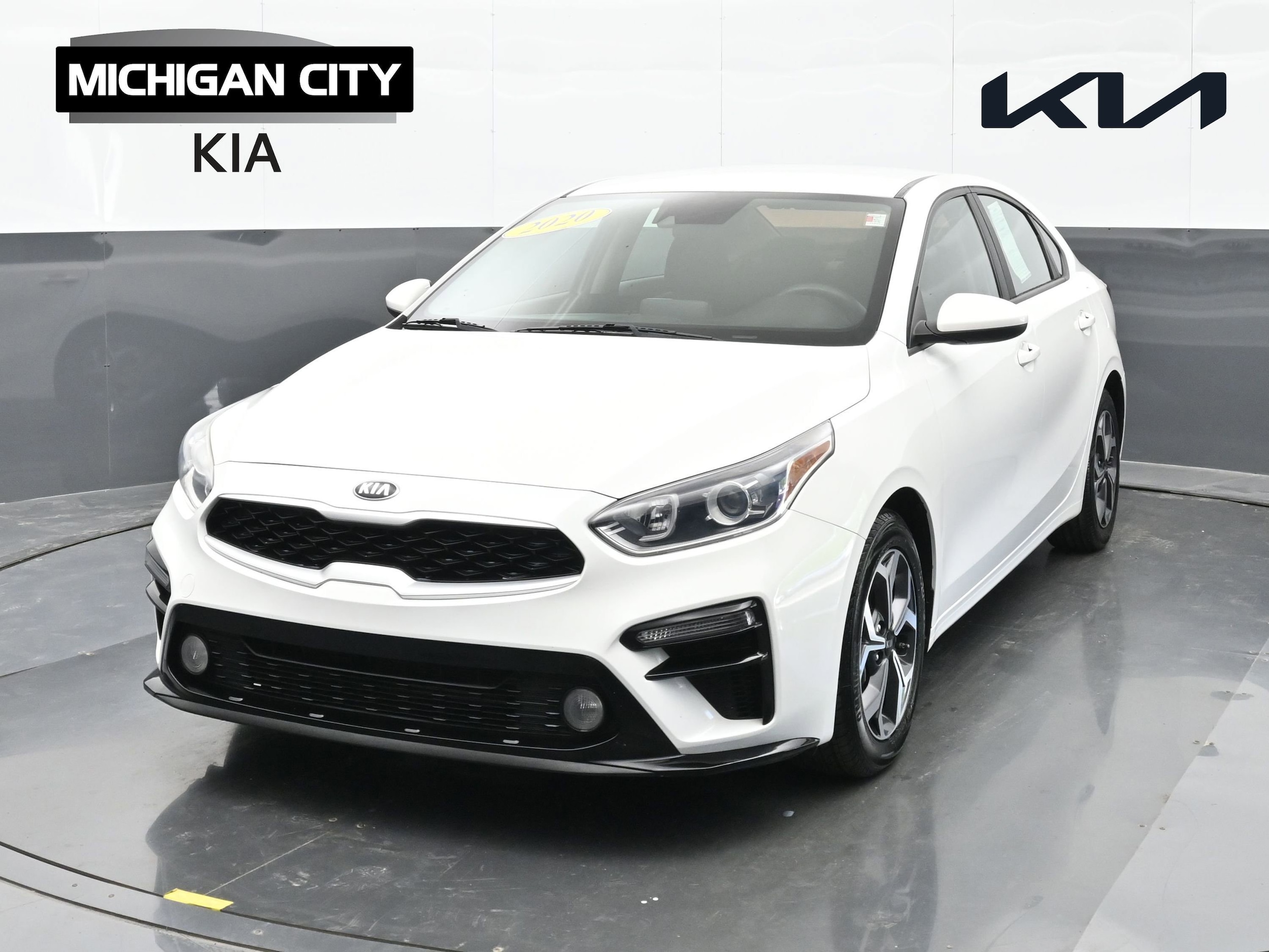 2020 Kia Forte LXS AT's photo