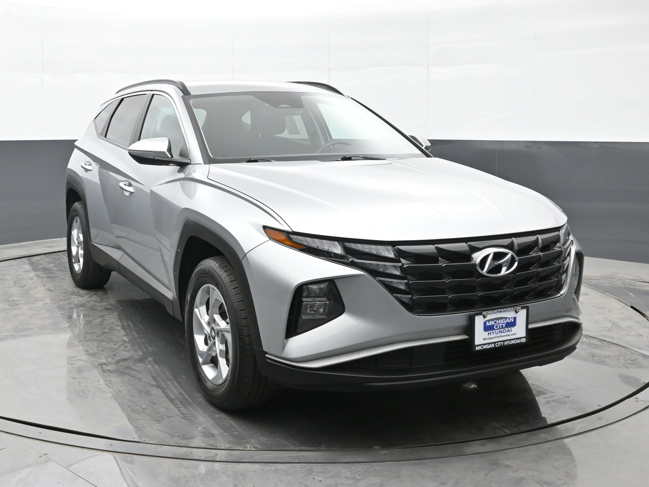 2022 Hyundai Tucson SEL photo 2