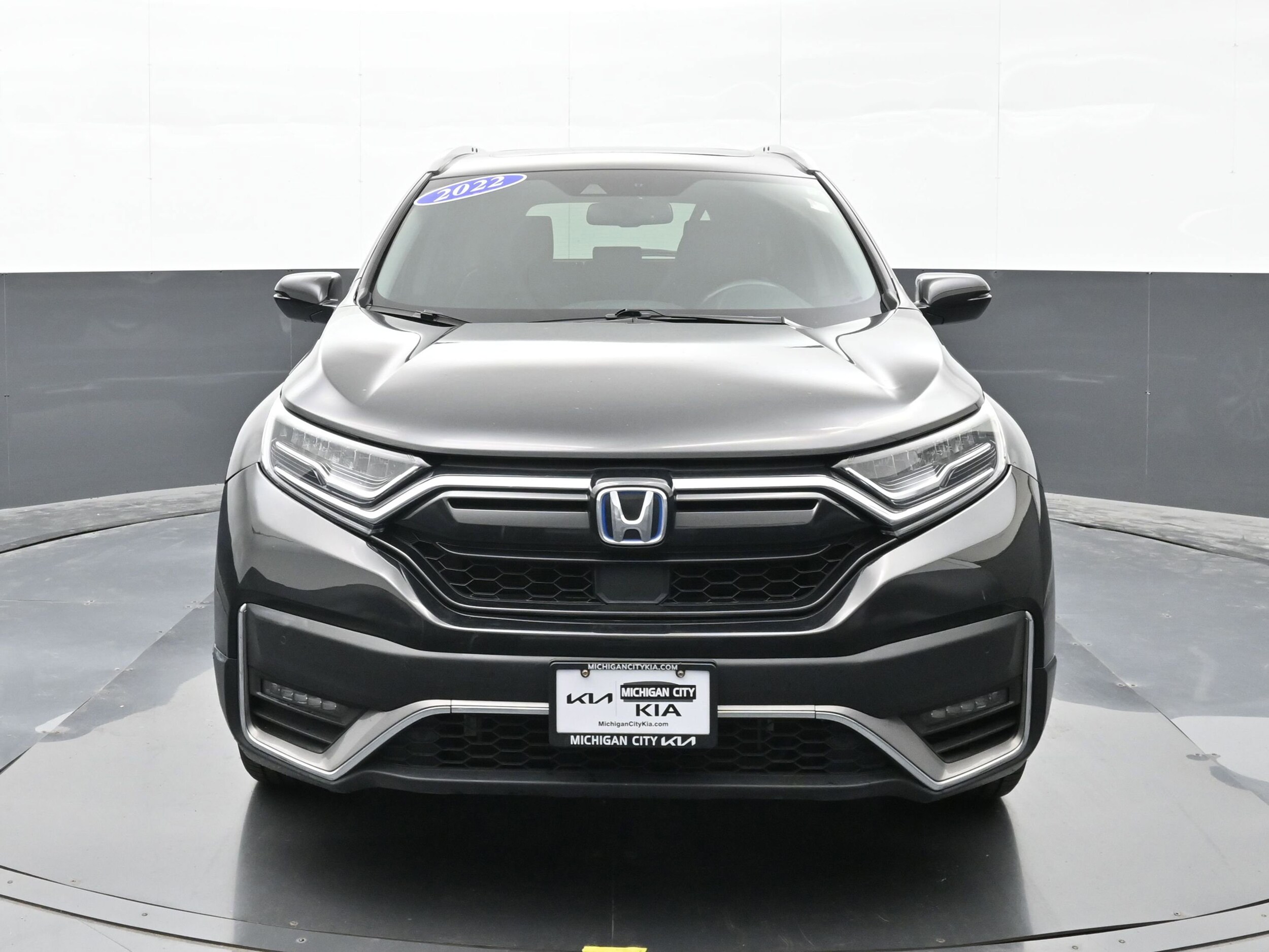 2022 Honda CR-V Hybrid Touring photo 3