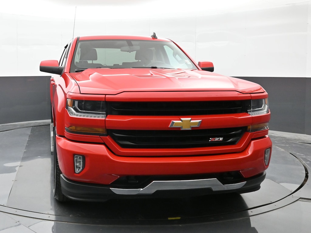 Used 2017 Chevrolet Silverado 1500 LT Truck Crew Cab