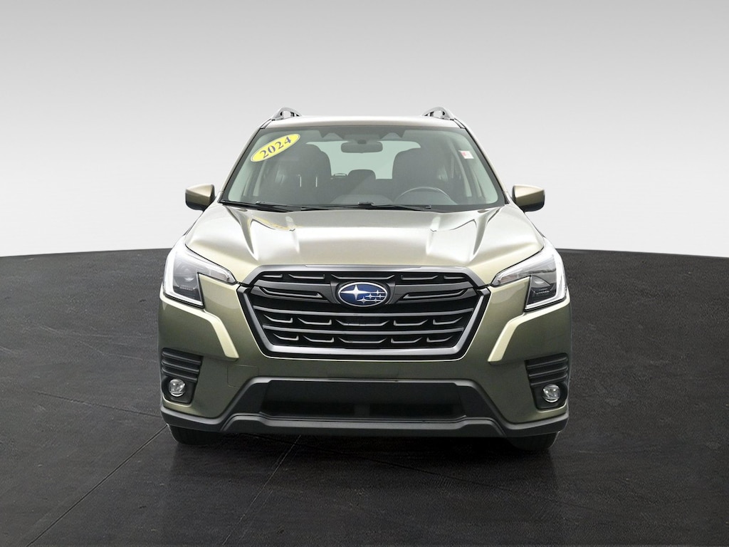 Used 2024 Subaru Forester Premium SUV