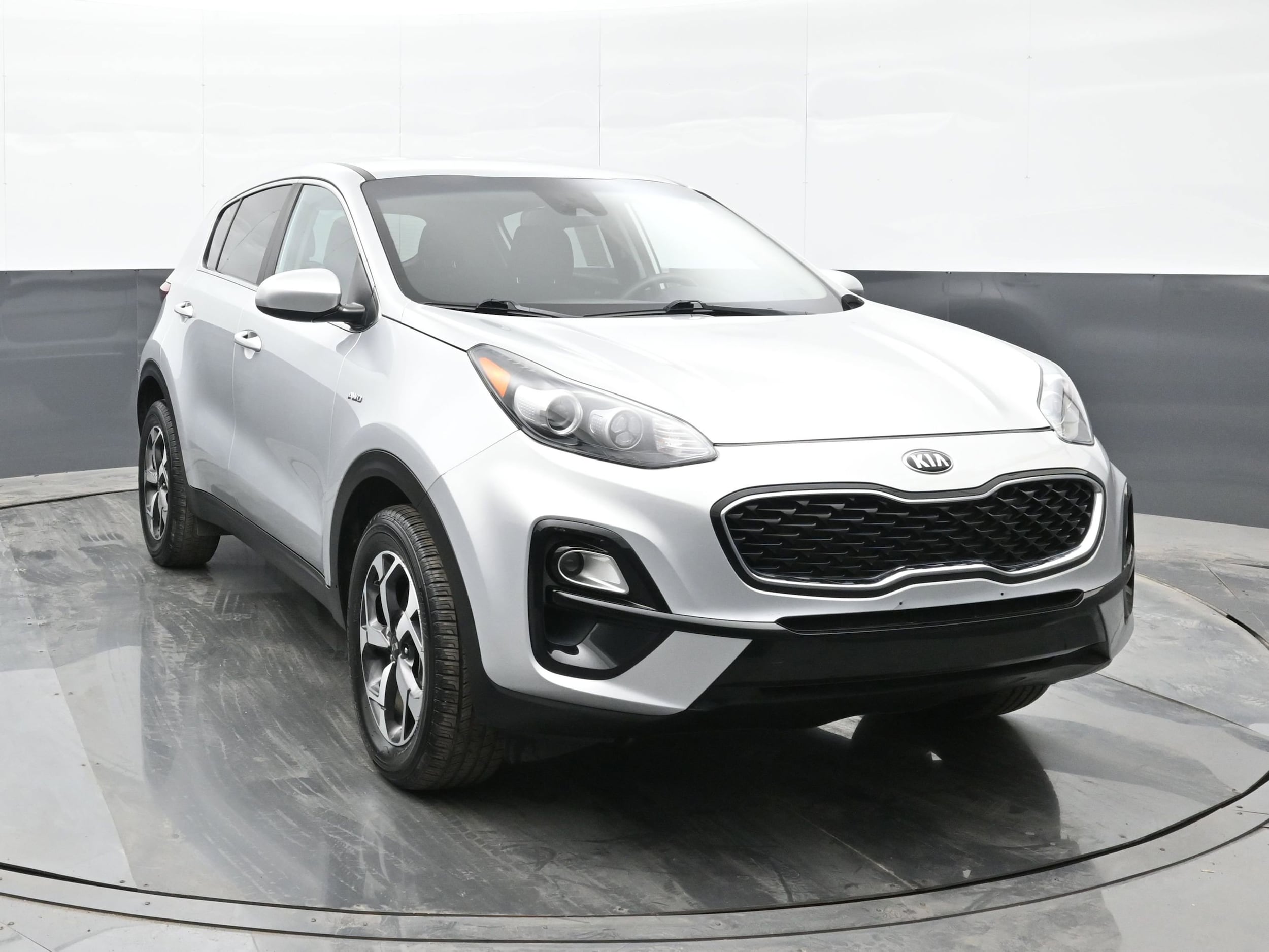 Certified 2022 Kia Sportage LX with VIN KNDPMCAC8N7967614 for sale in Michigan City, IN