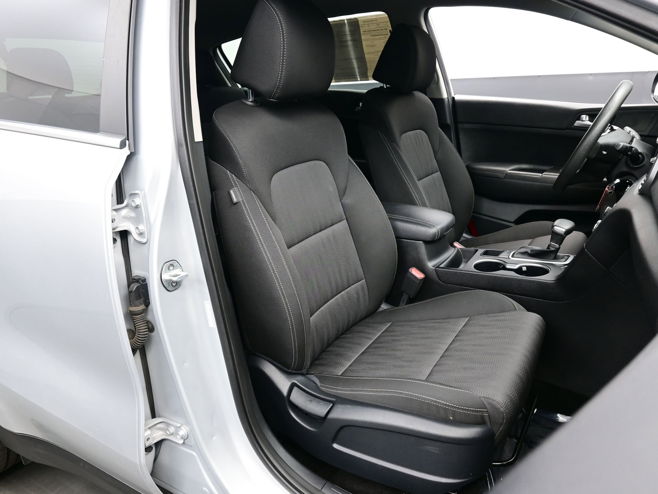 2022 Kia Sportage LX - Photo 15