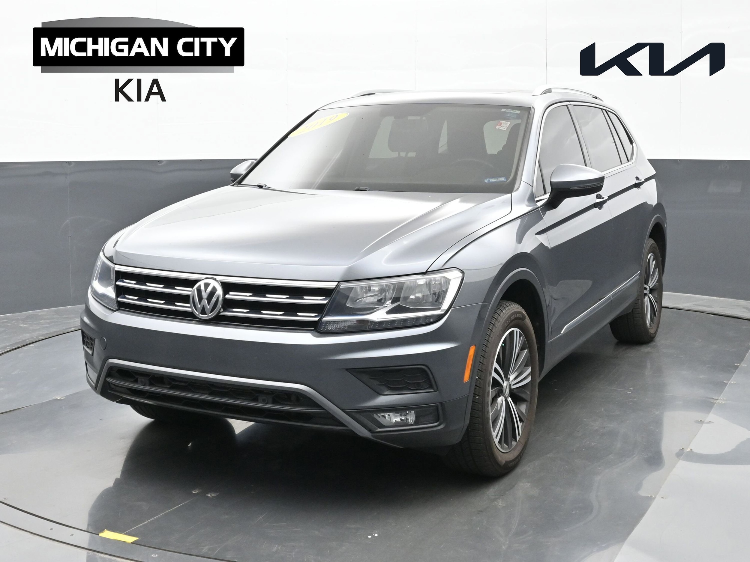 2019 Volkswagen Tiguan 2.0T SEL 4Motion's photo