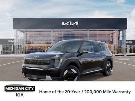 2026 Kia EV9 Light Short Range SUV