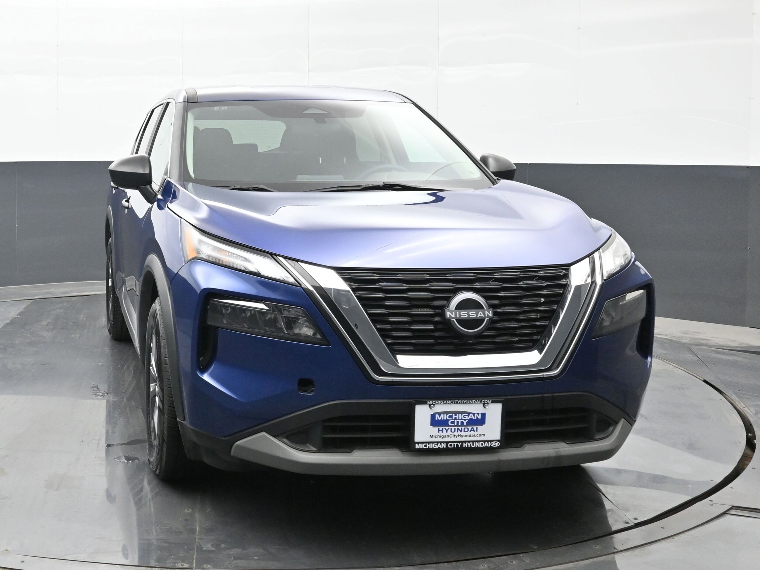 2023 Nissan Rogue S photo 3