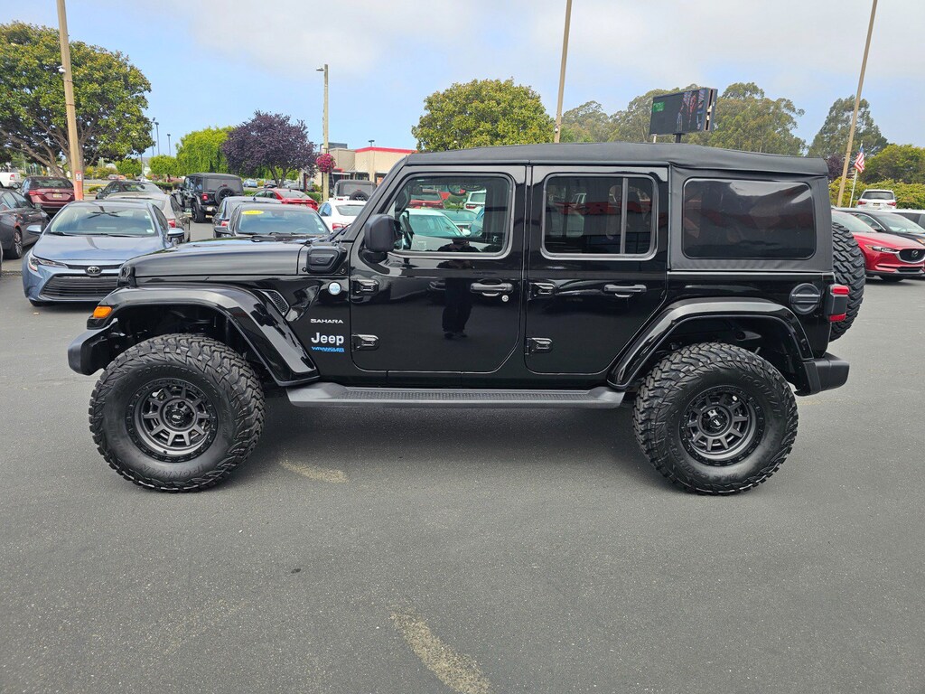 Used 2022 Jeep Wrangler Unlimited 4xe Sahara SUV