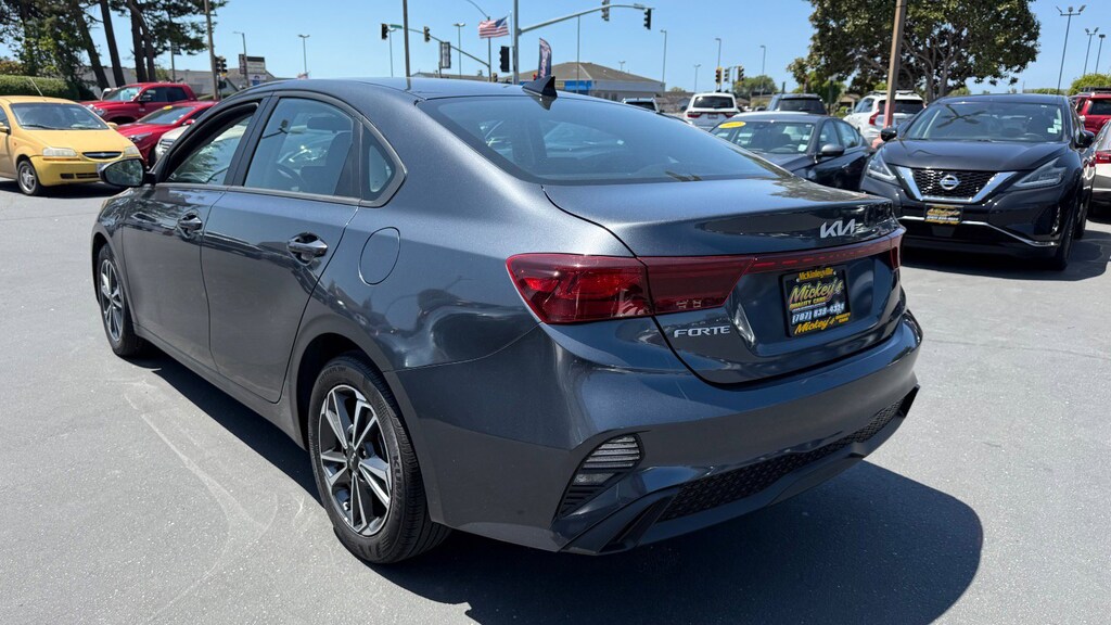 Used 2023 Kia Forte LXS Sedan