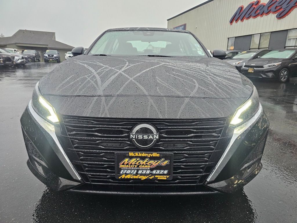 Used 2024 Nissan Altima 2.5 SV Sedan