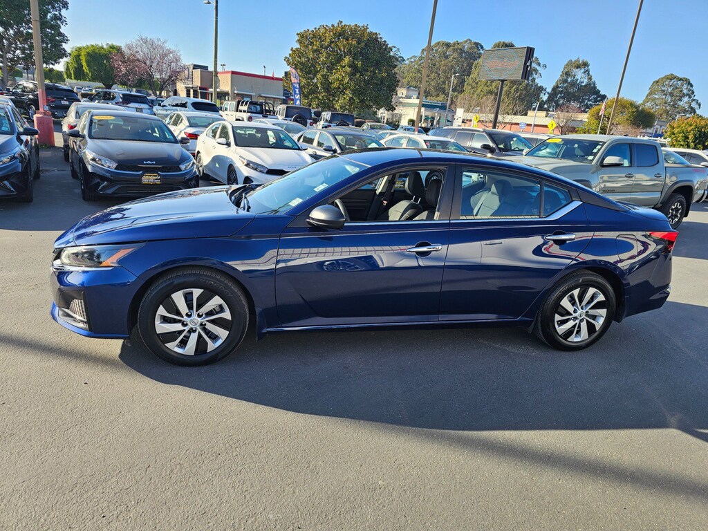 Used 2024 Nissan Altima 2.5 S Sedan