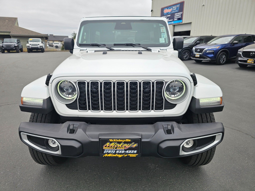 Used 2025 Jeep Wrangler 4xe Sahara SUV