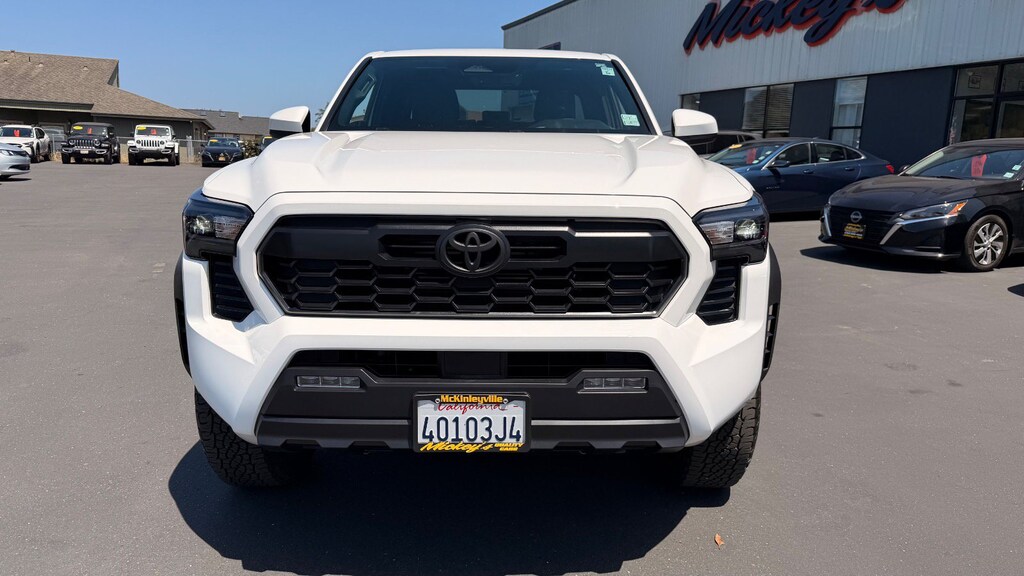 Used 2025 Toyota Tacoma Truck Double Cab