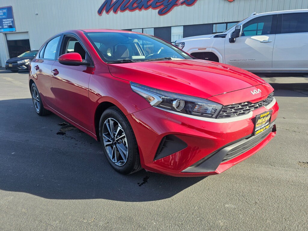 Used 2024 Kia Forte LXS Sedan