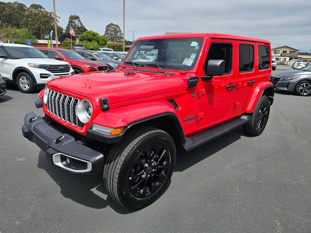 Used 2025 Jeep Wrangler 4xe Sahara SUV
