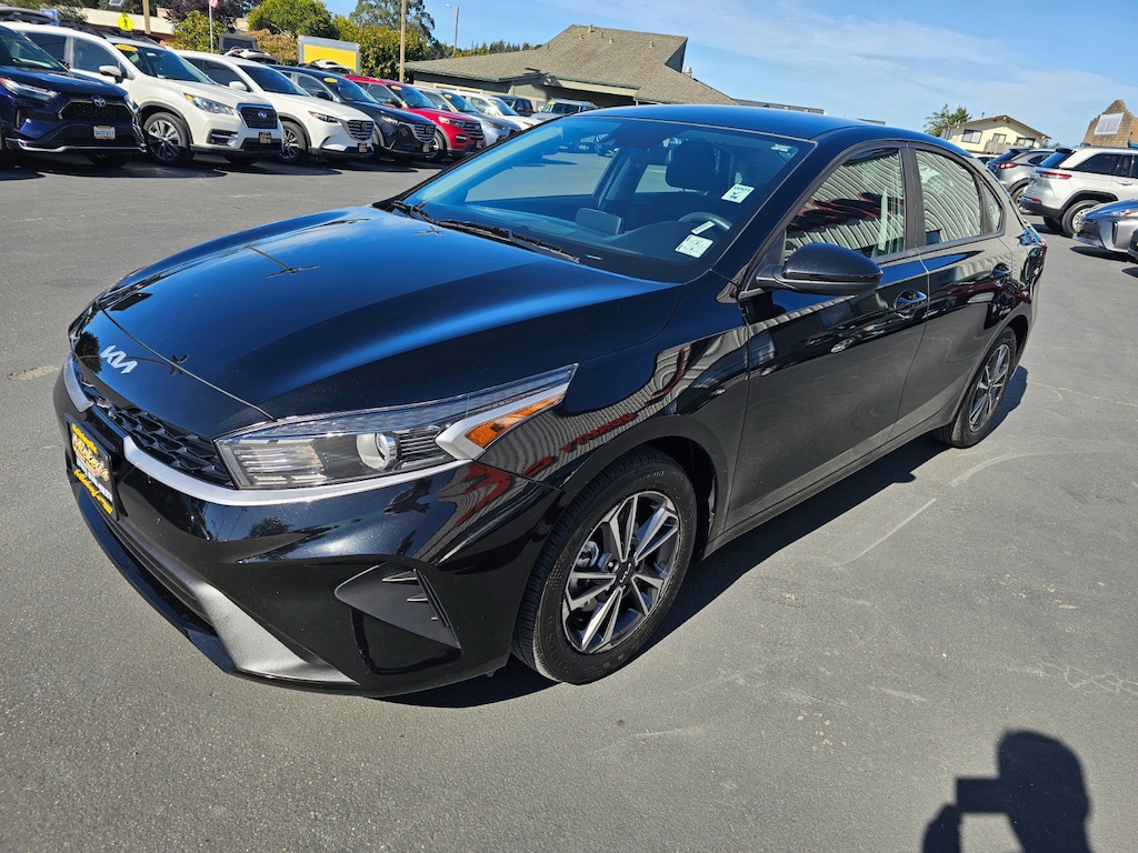 Used 2024 Kia Forte LXS Sedan