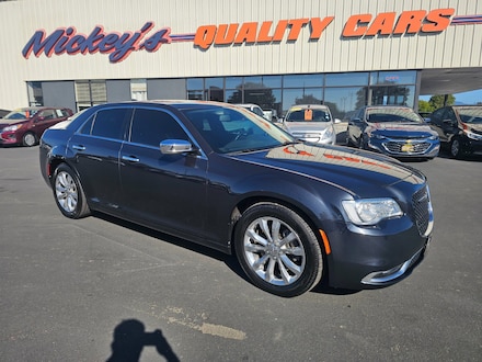 2017 Chrysler 300C Base Sedan