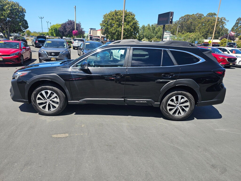 Used 2024 Subaru Outback Premium SUV