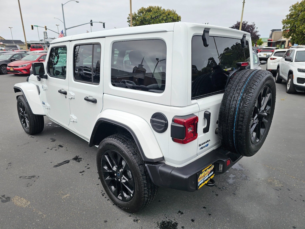 Used 2025 Jeep Wrangler 4xe Sahara SUV